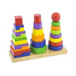 مجموعة من ثلاثة أبراج خشبية عالية الجودة متضمنة حلقات ملونة بأشكال هندسية