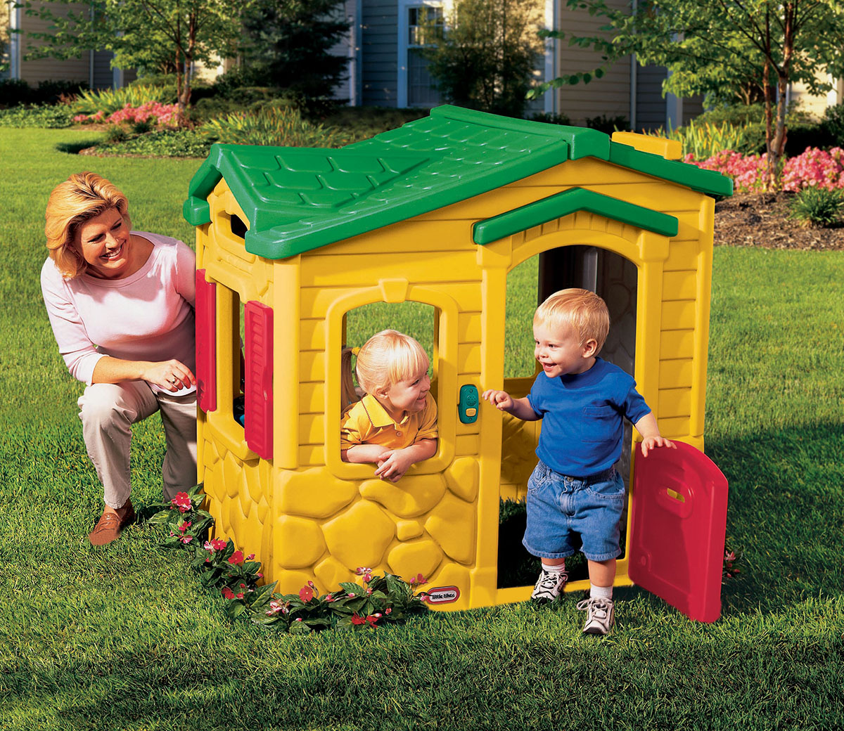 425500060-Magic-Doorbell-Playhouse-1WEB